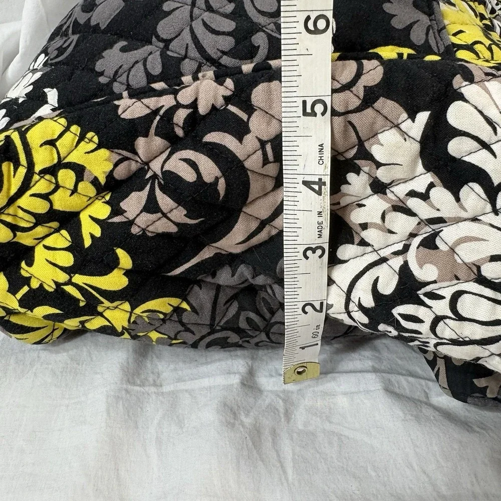 Vera Bradley Baroque‎ Pattern Floral Paisley Large Carry On Shoulder Tote 2010